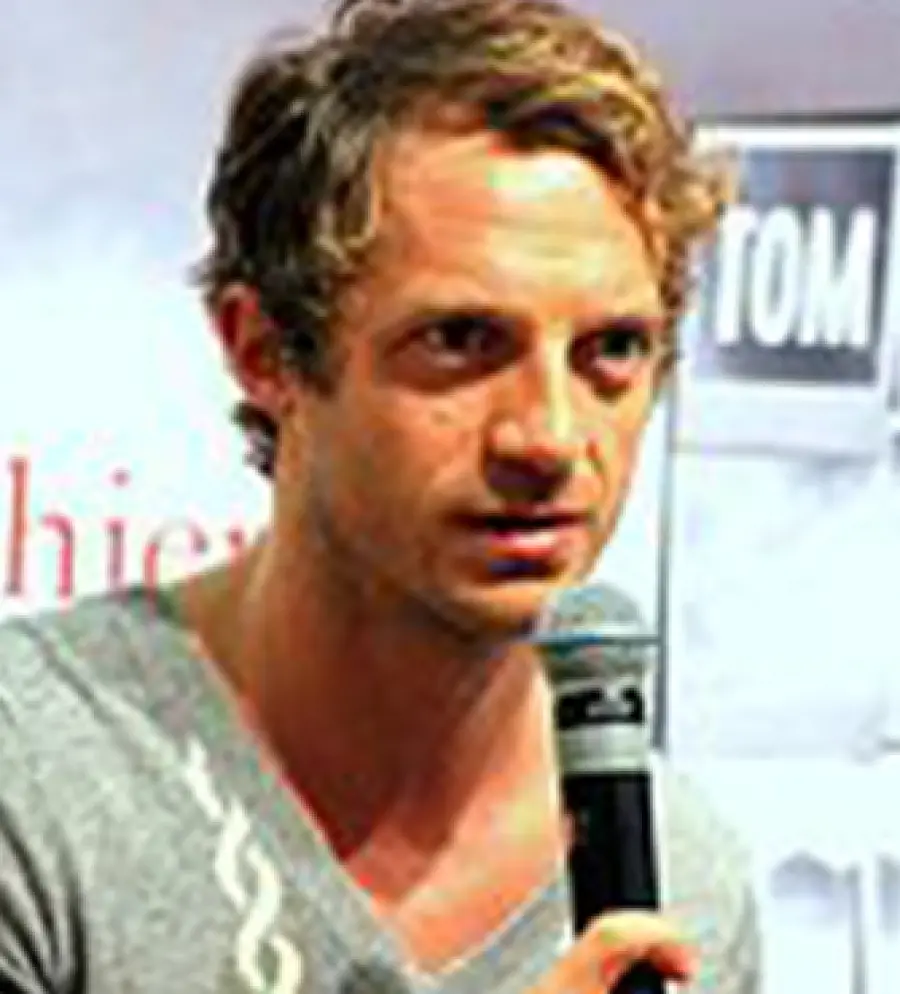 ტომ რობ სმიტი